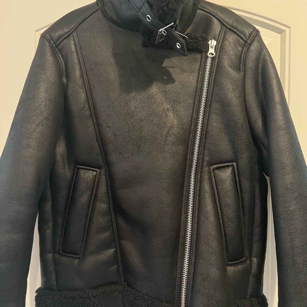 H&M Black Textured Jacket